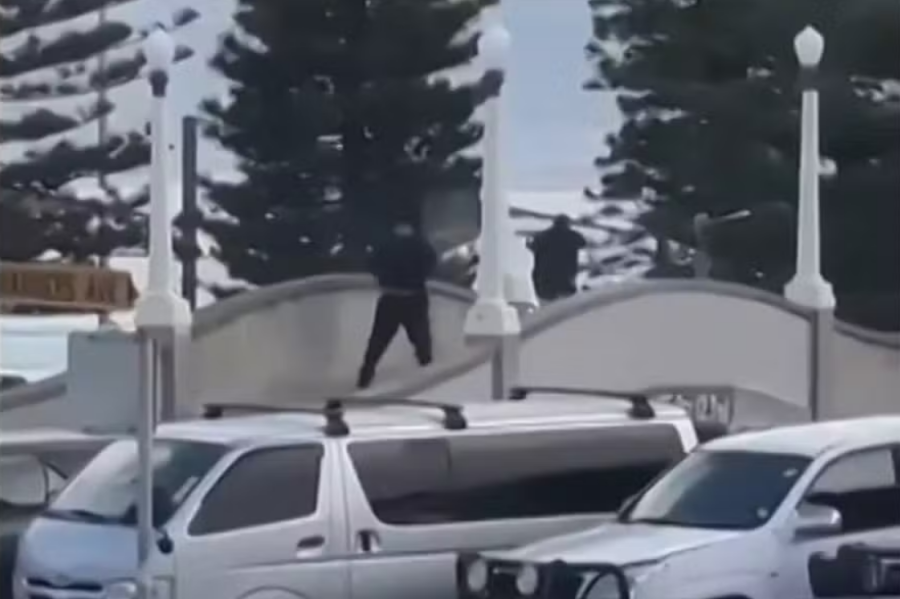 Ataque terrorista em praia da Austrália mata 11