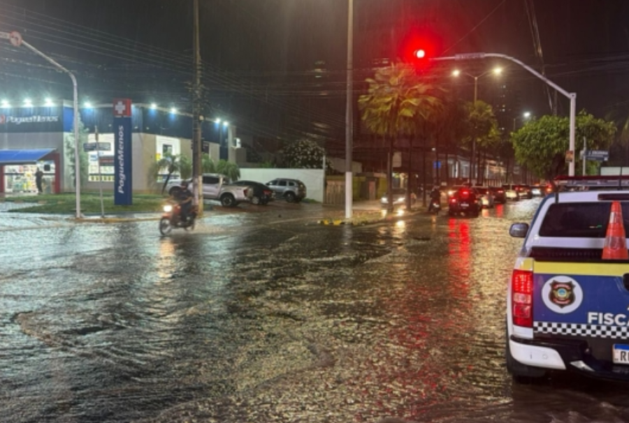 Chuva forte atinge Mossoró