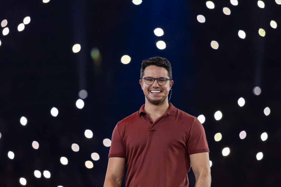 Deive Leonardo vem a Natal