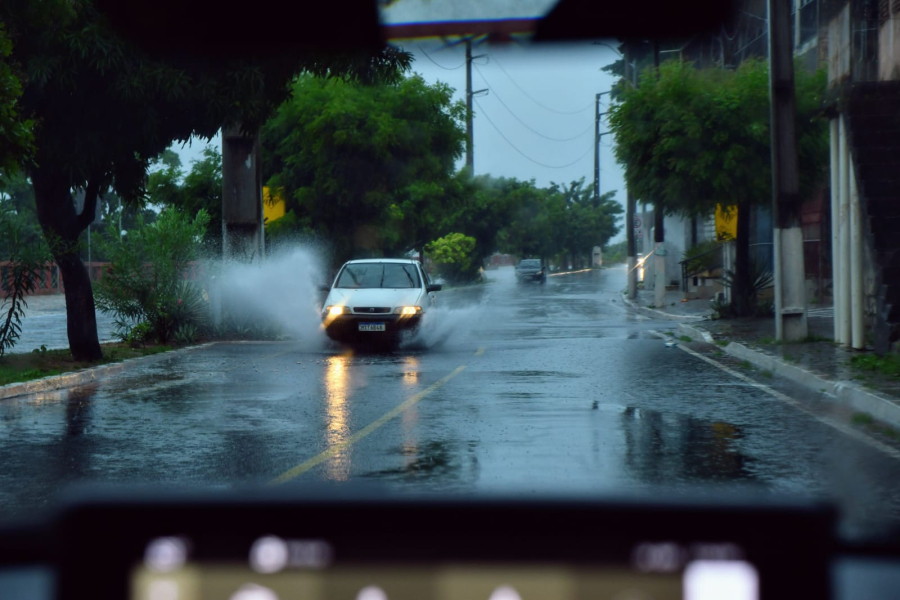 Chuvas intensas mobilizam Natal